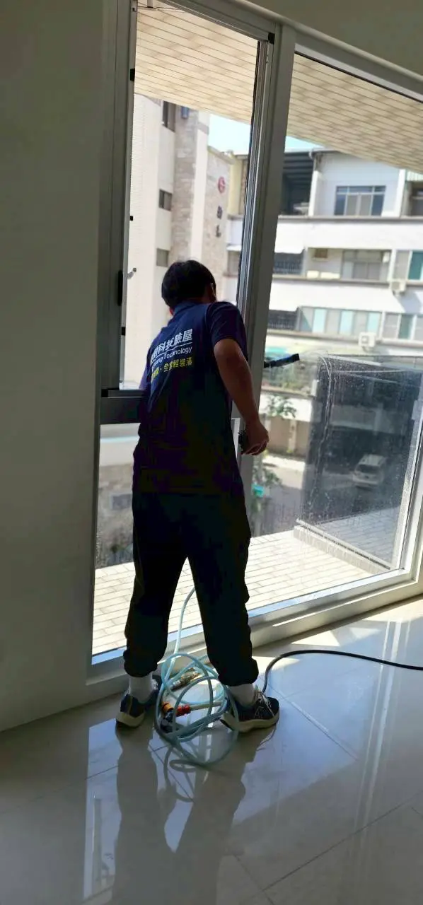 鼎創驗屋 窗戶灑水測試