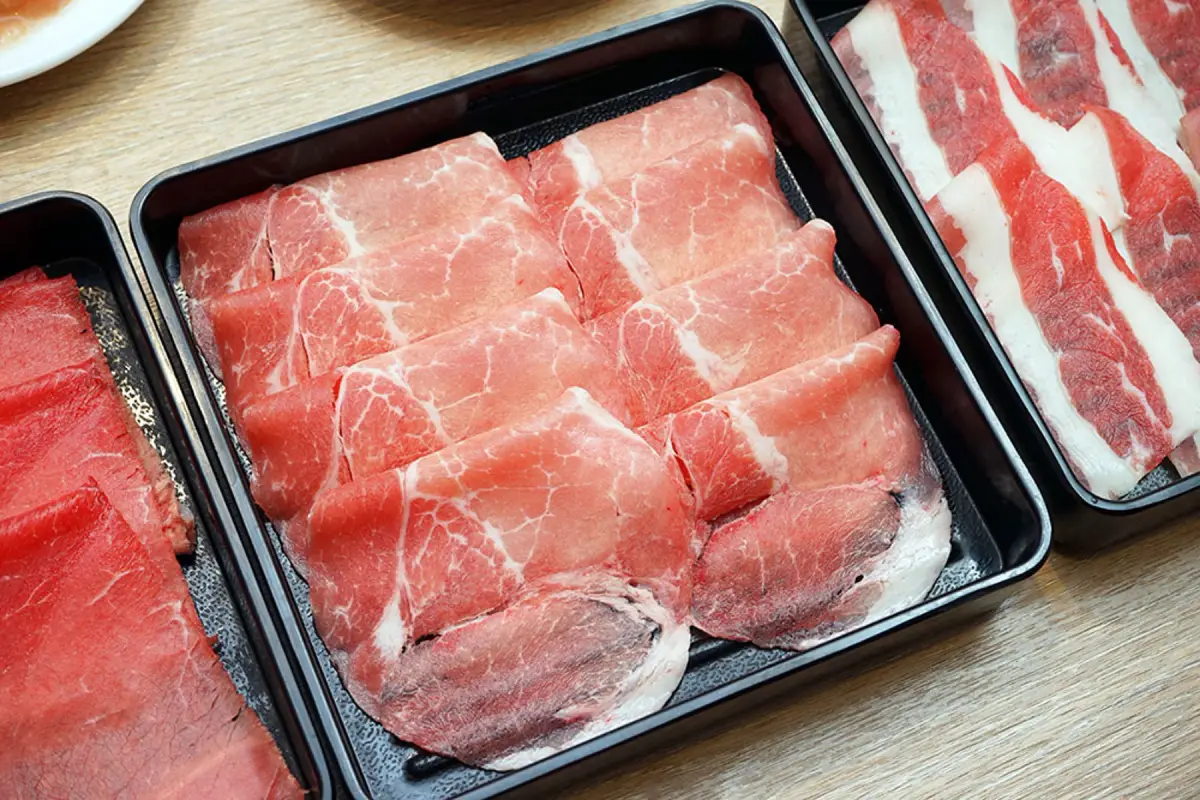 機能冰淇淋、飲料吧、熱炒小菜|鬥牛士二鍋