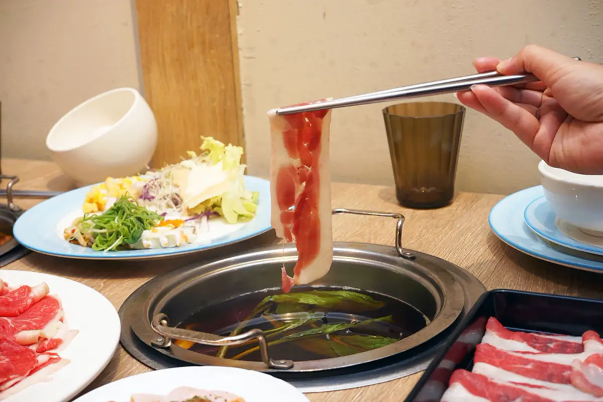 機能冰淇淋、飲料吧、熱炒小菜|鬥牛士二鍋