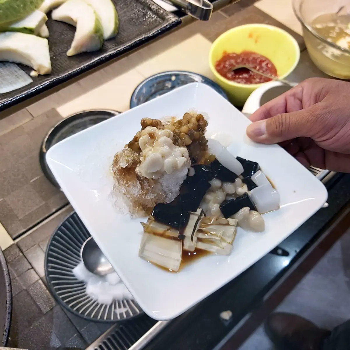 機能冰淇淋、飲料吧、熱炒小菜|鬥牛士二鍋