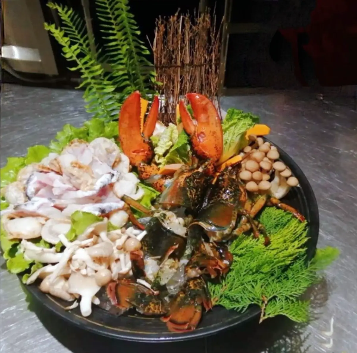 龍膽斑龍蝦菌鍋|福泉食味外燴辦桌商行