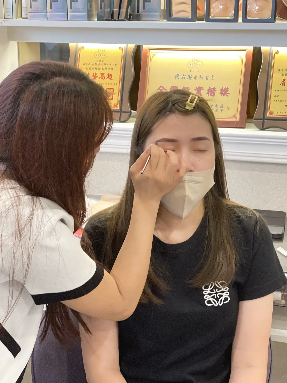 循序漸進的霧眉課｜綝綝美甲美睫紋繡學院