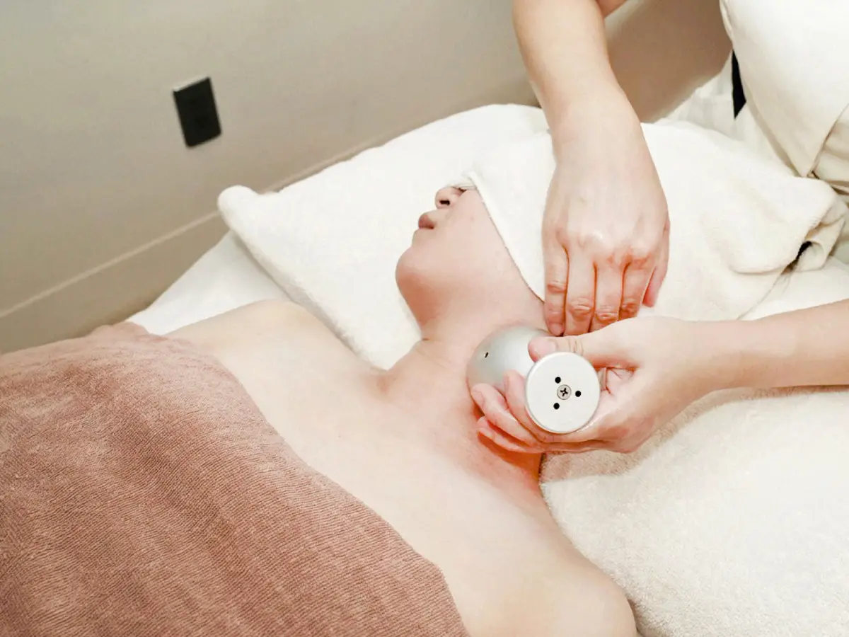 肩頸頭溫罐|名緻美顏SPA生活舘