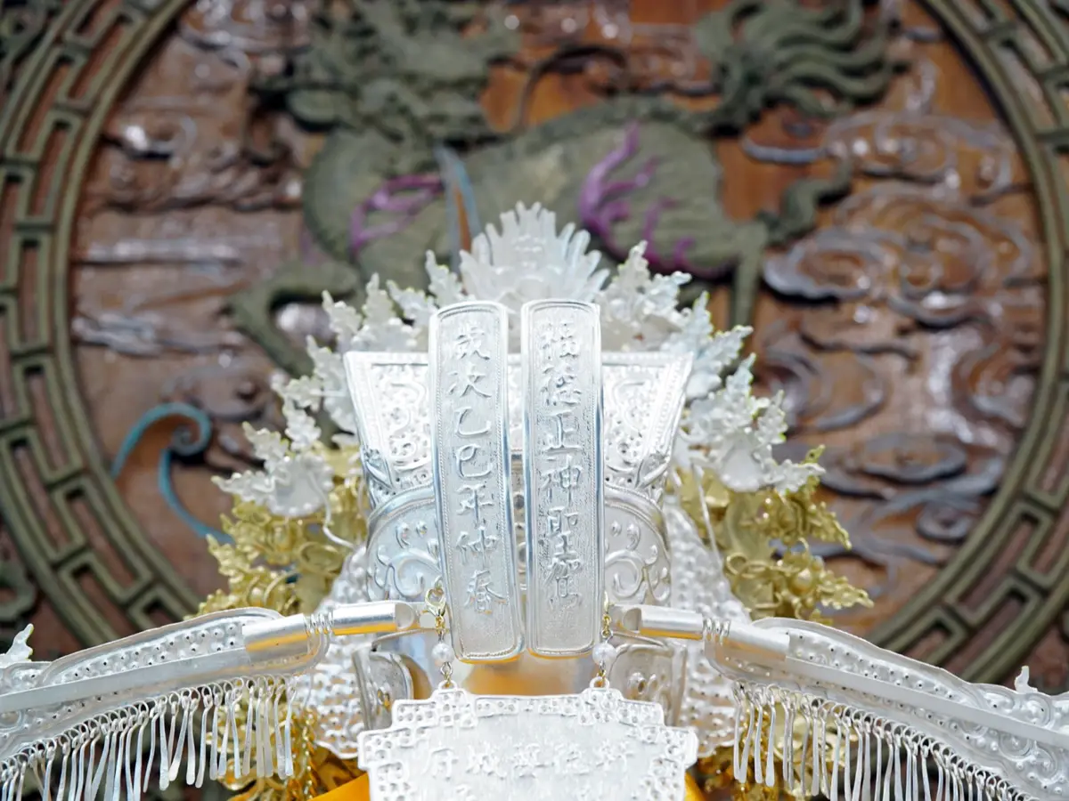 完工的銀帽美到像藝術品|府城藝德軒