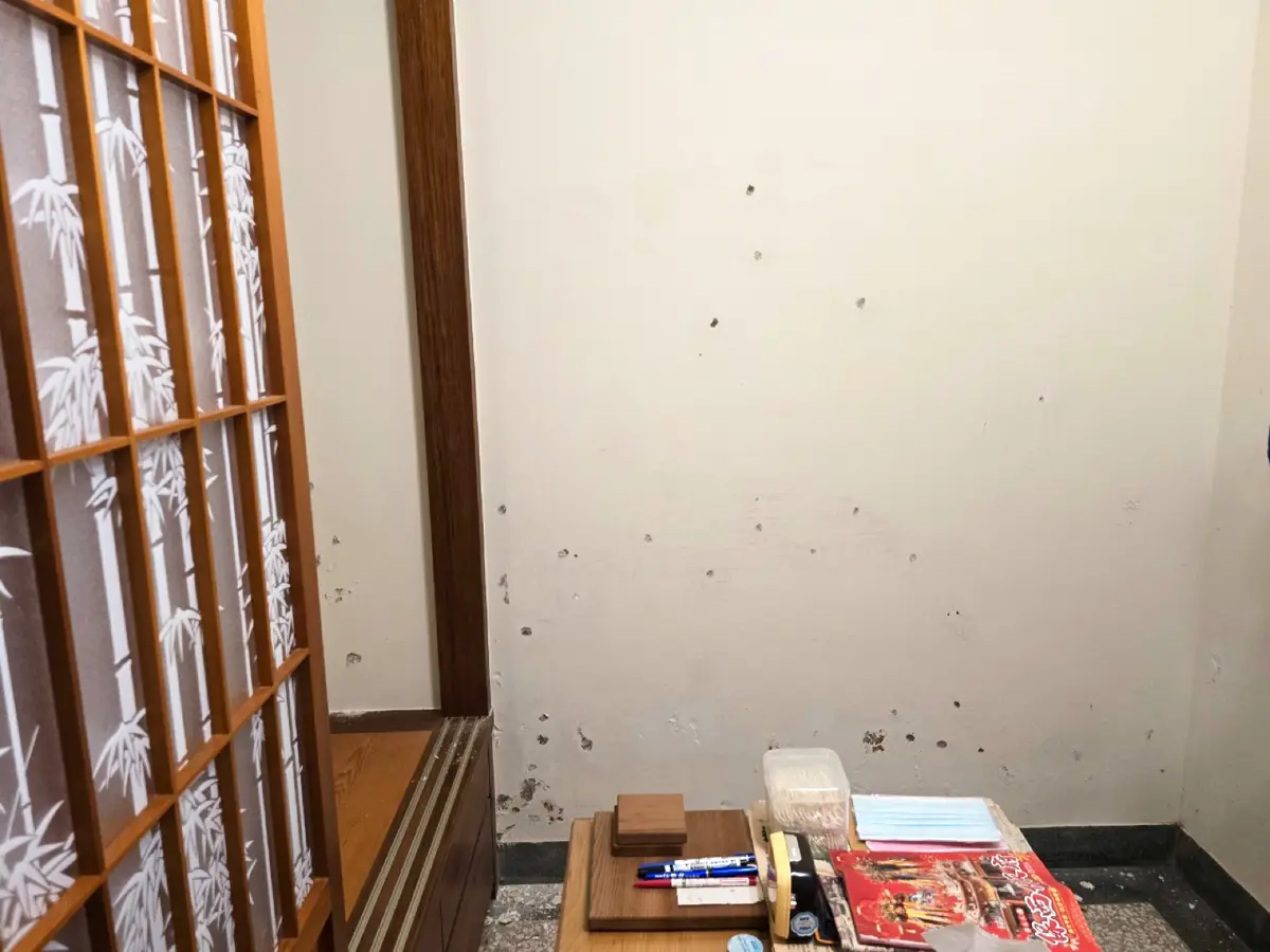 清除壁癌 → 批土 → 上漆｜胖匠修繕防水油漆工程