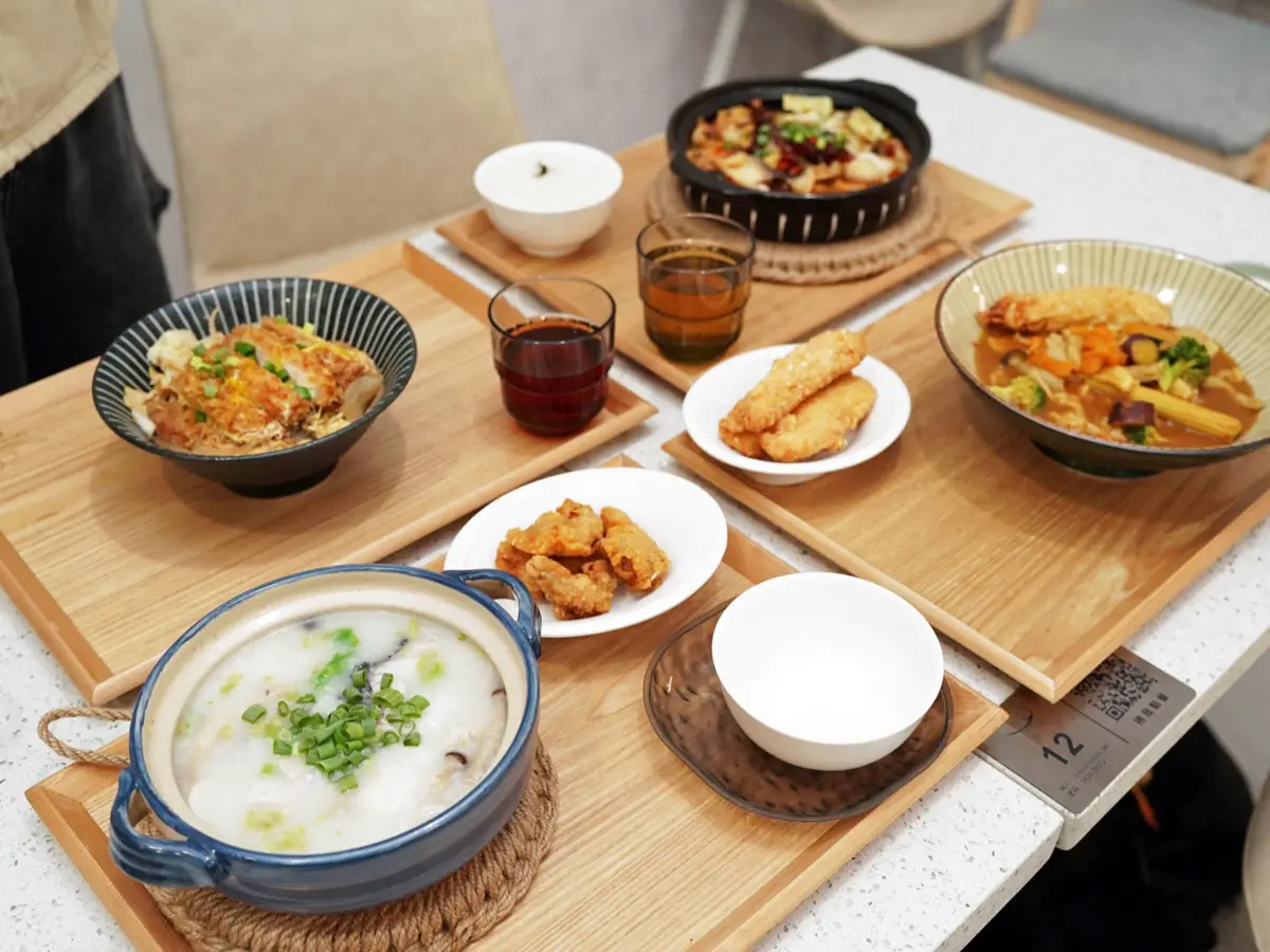 台南寶煲餐飲 粥湯燴飯