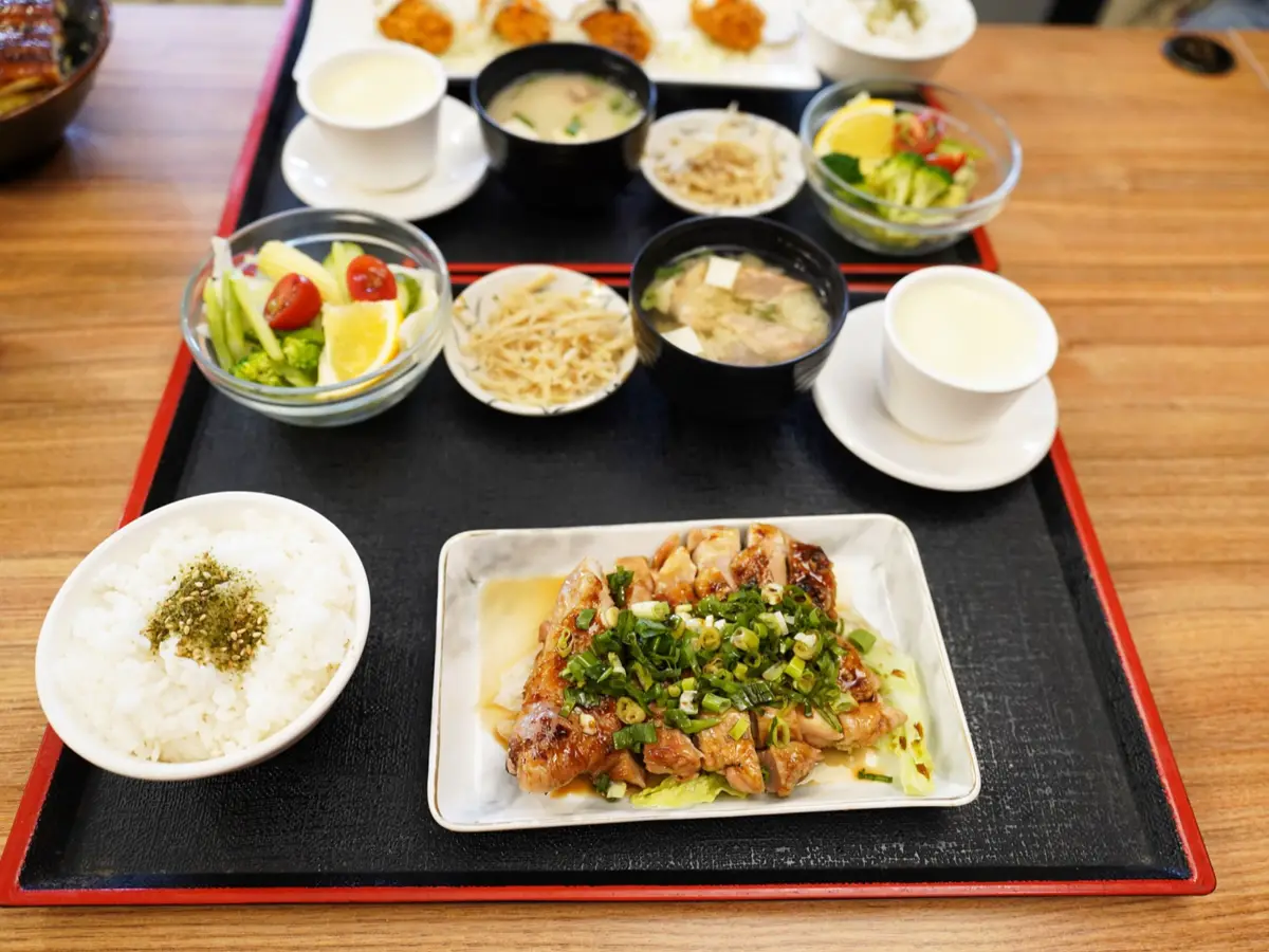 照燒雞腿定食|小椿食堂