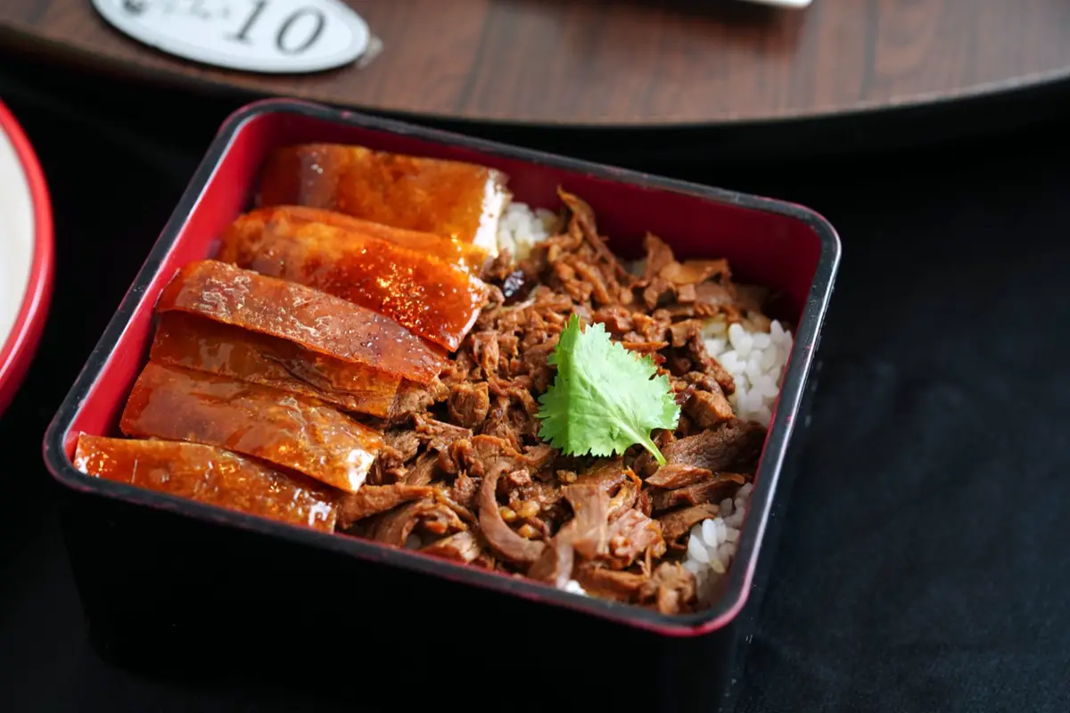 烤鴨肉飯｜LA時尚川菜