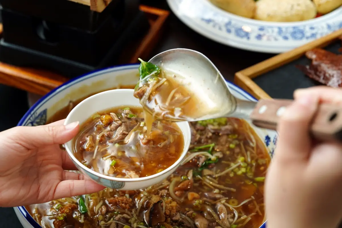 烤鴨肉羹｜LA時尚川菜