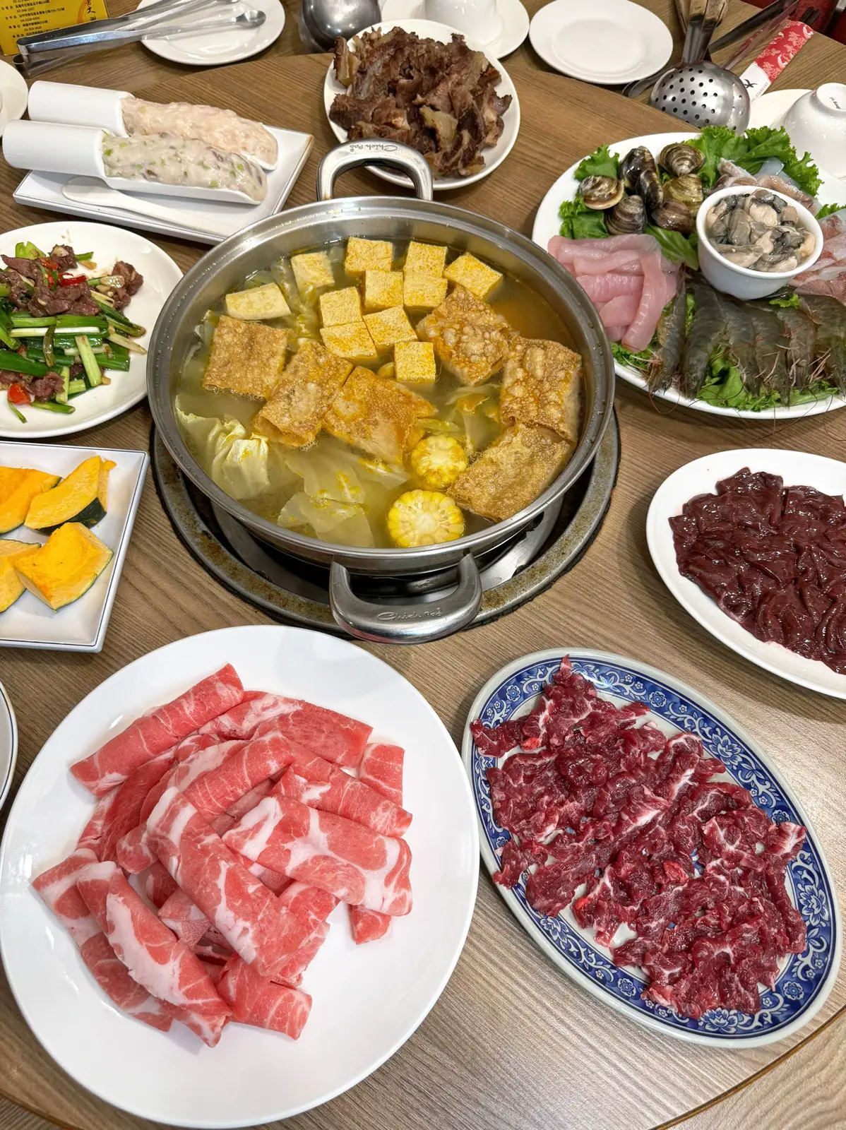 高雄牛老大涮牛肉二店 溫體牛肉爐