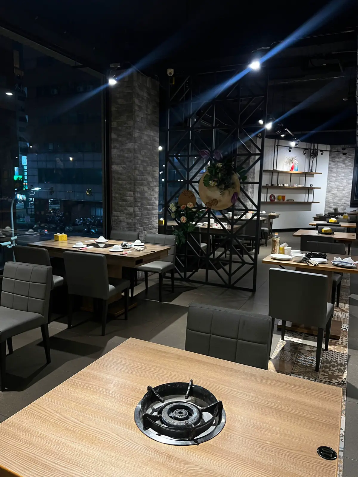 高雄牛老大涮牛肉二店 溫體牛肉爐