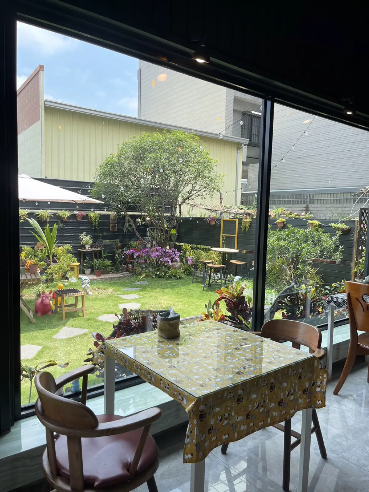 台南貓的法小館 貓咪餐廳義大利麵