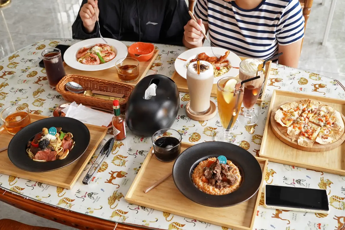 台南貓的法小館 貓咪餐廳義大利麵