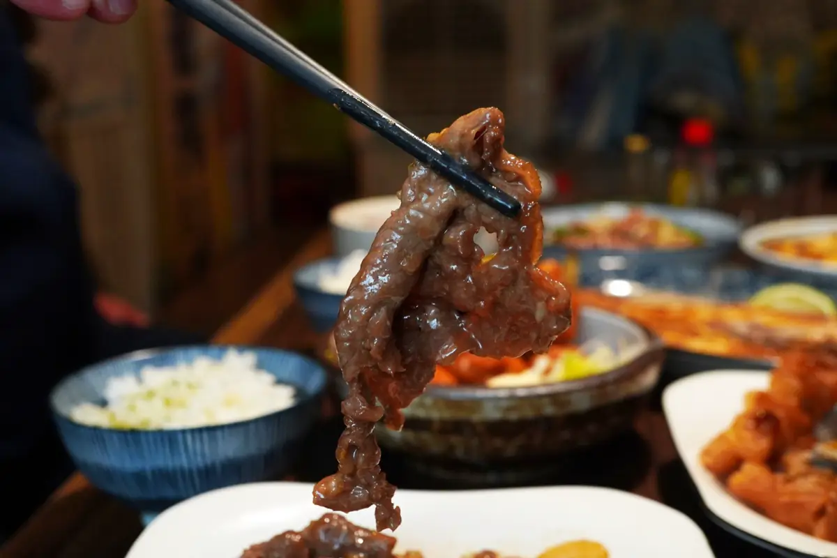 蔥爆牛肉｜おかんと大眾酒場