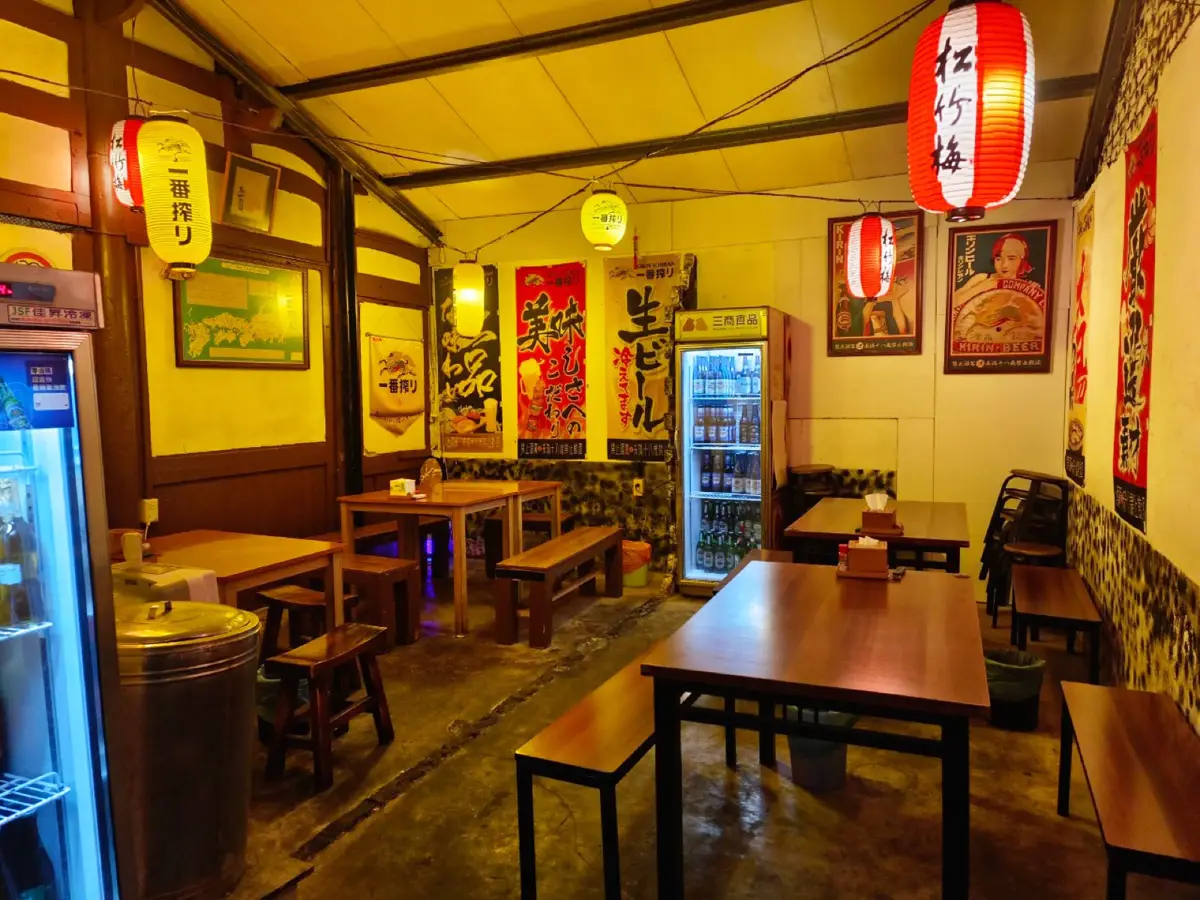 台南保安路おかんと大眾酒場 昭和居酒屋熱炒