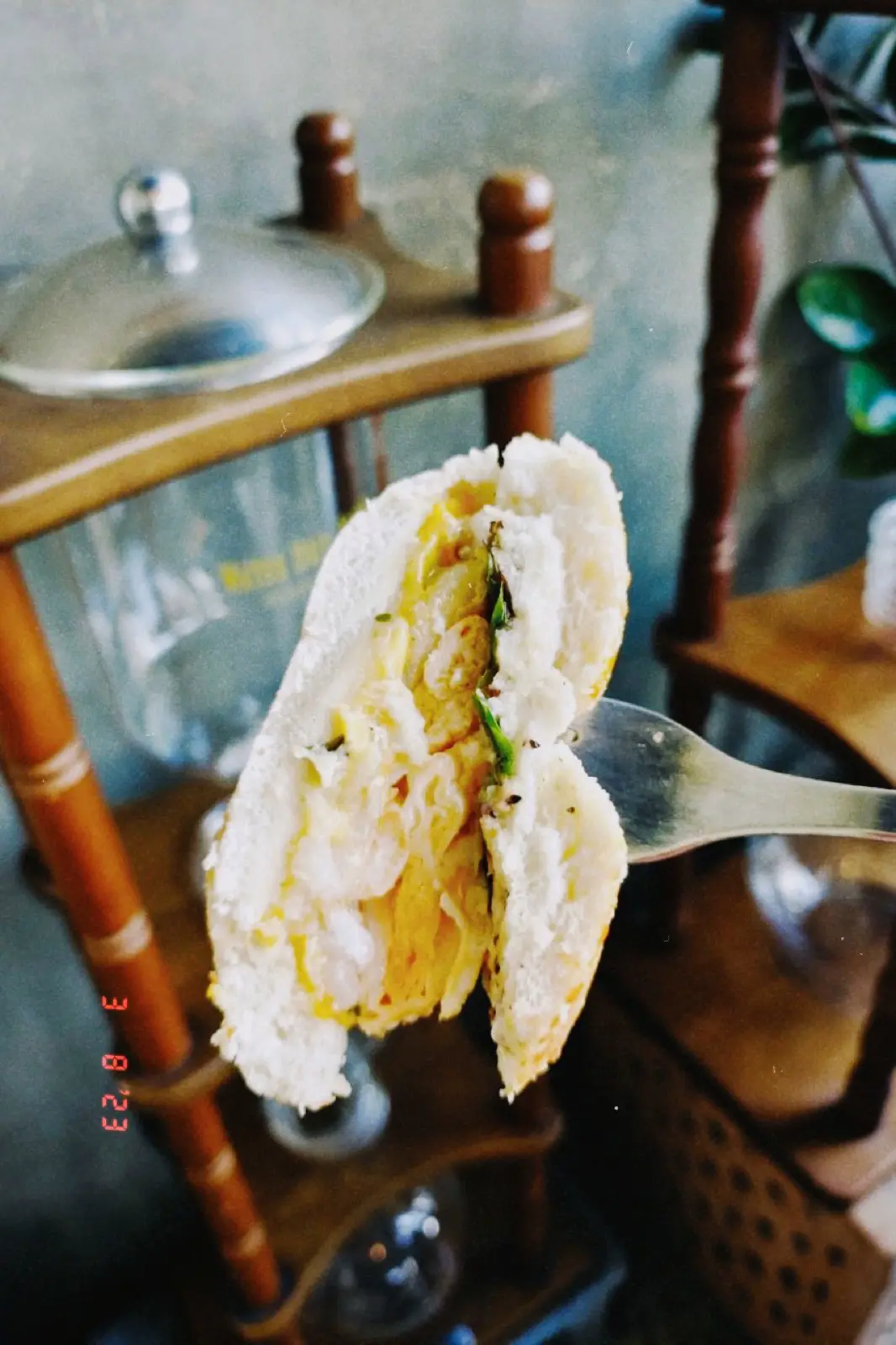 香料魚堡三明治|葵瑪咖啡 CREMA CAFE