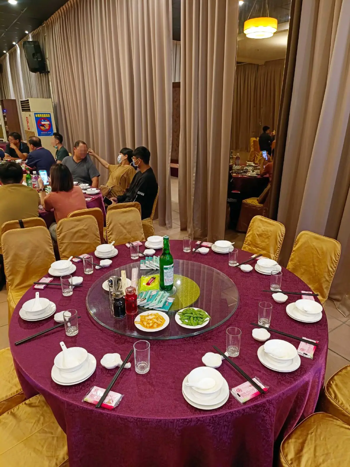 現撈鱘龍魚,食材新鮮|聞香閣宴會餐廳