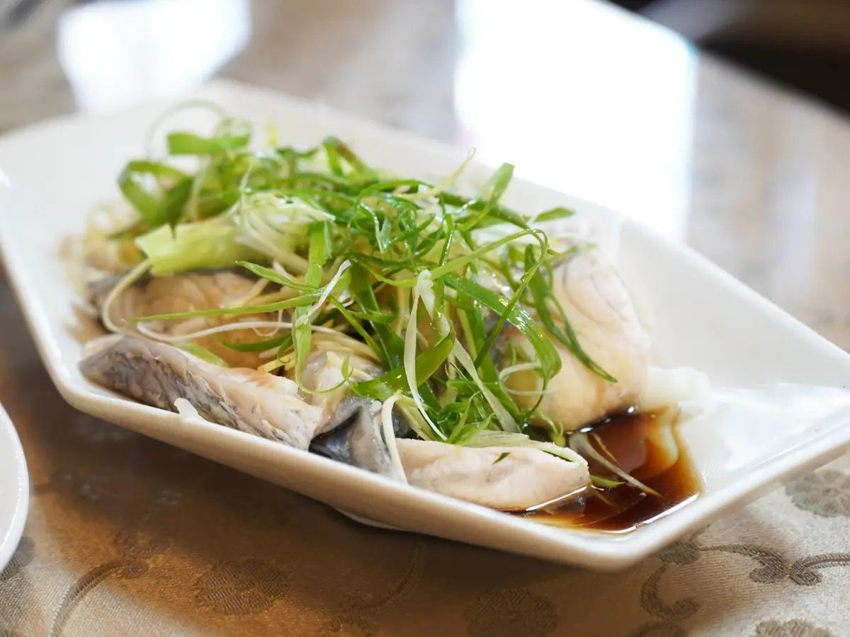 蔥油海鱸魚｜香橙料理食坊