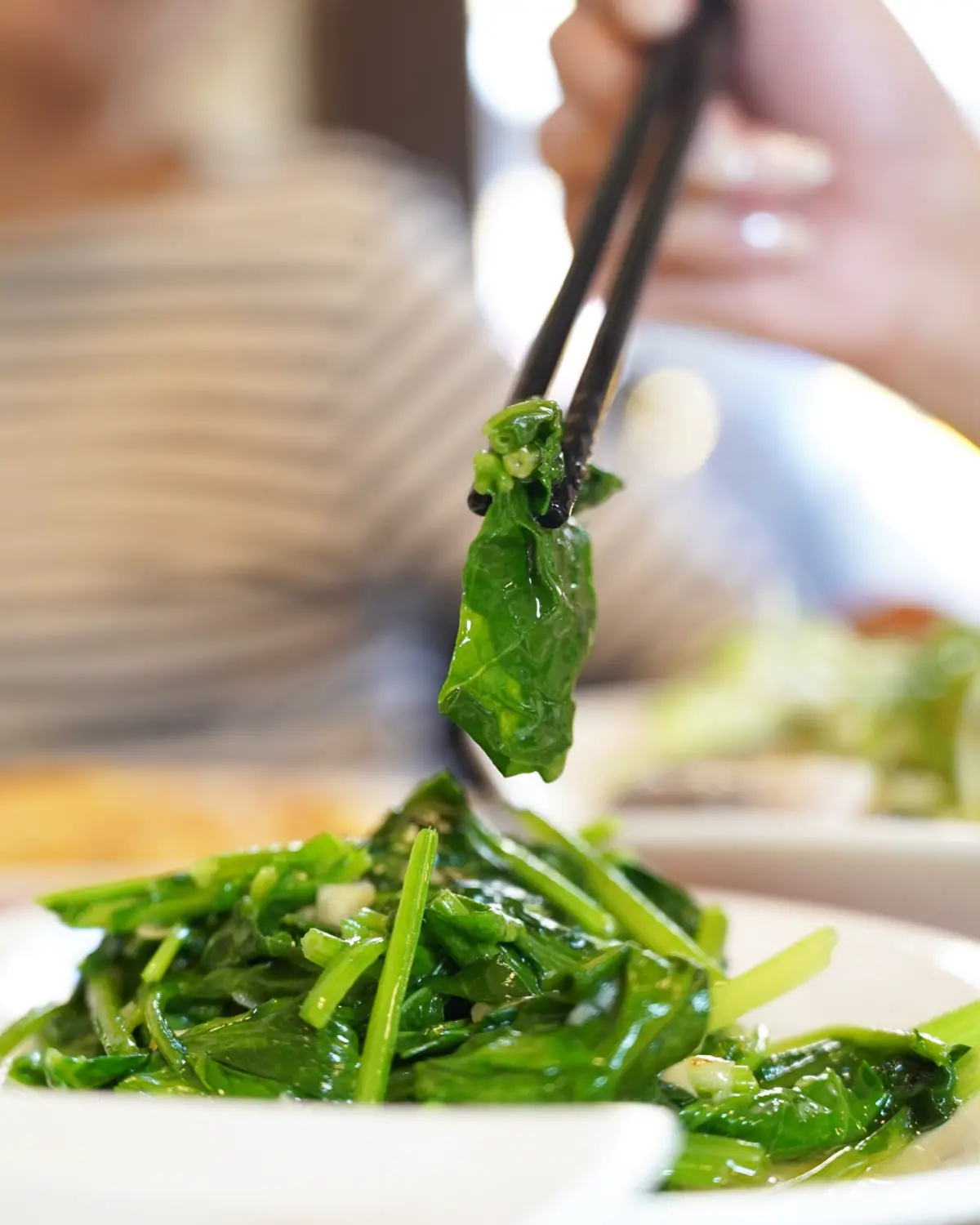 炒菠菜｜香橙料理食坊