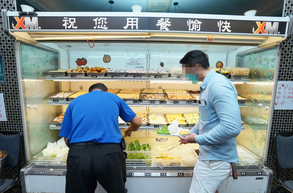 七種肉片現切上桌｜XM麻辣鍋