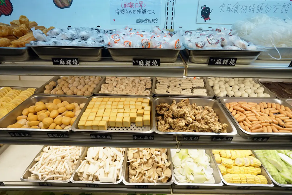七種肉片現切上桌｜XM麻辣鍋