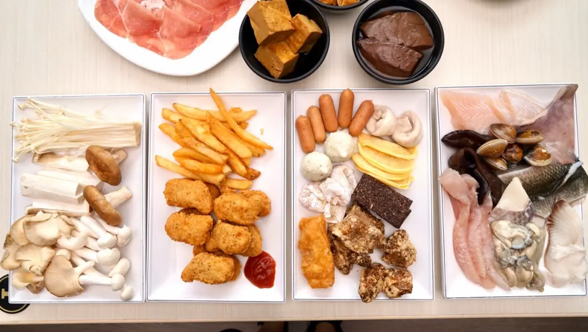 七種肉片現切上桌｜XM麻辣鍋