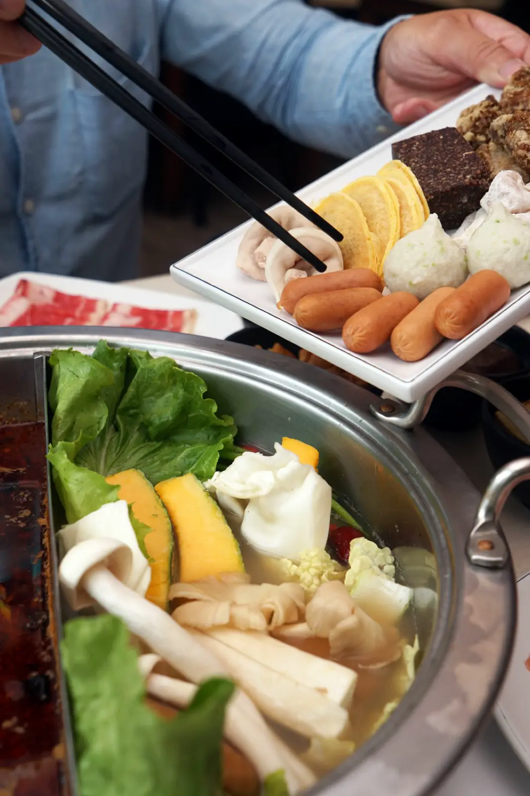 七種肉片現切上桌｜XM麻辣鍋