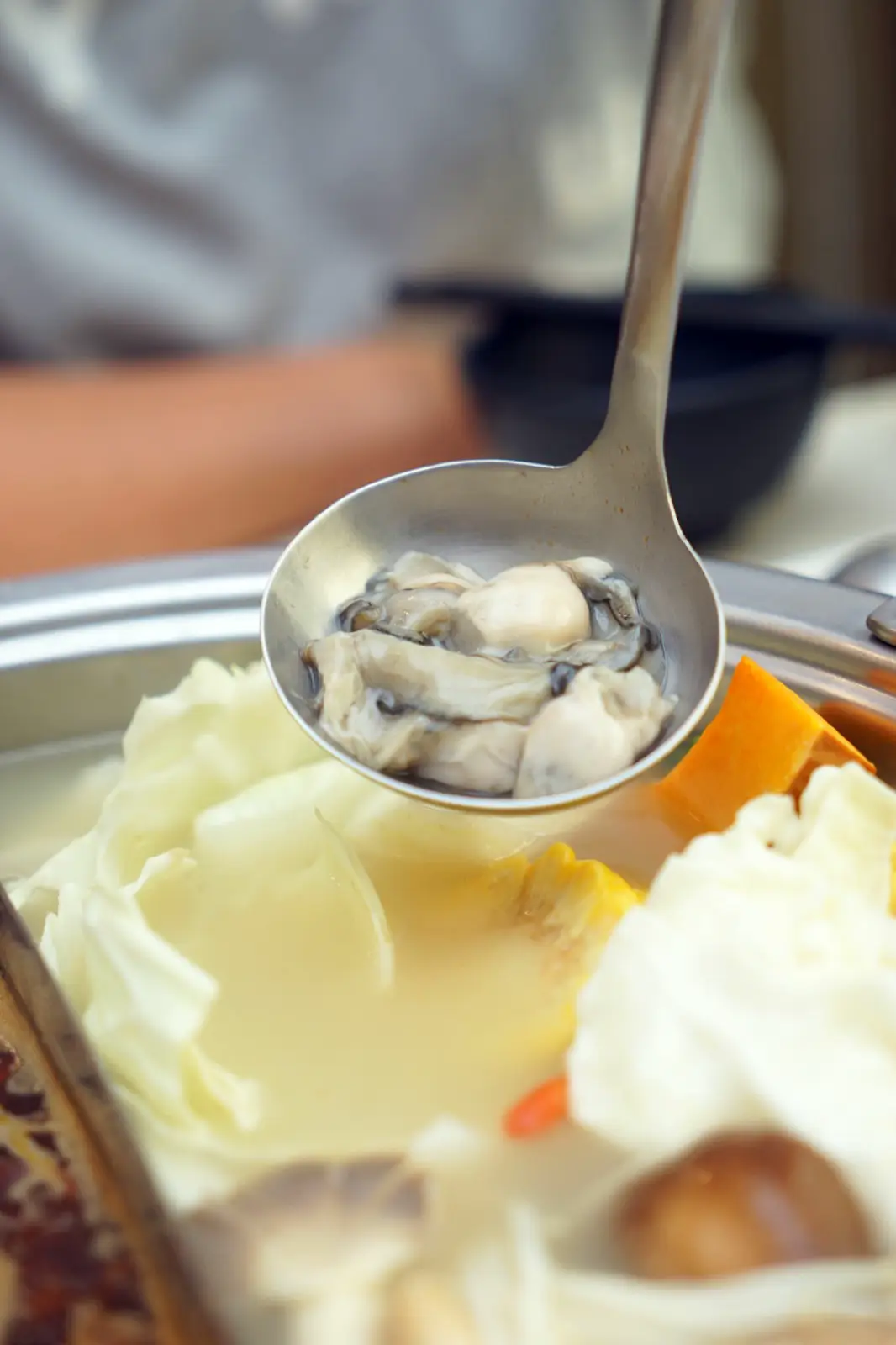 七種肉片現切上桌｜XM麻辣鍋