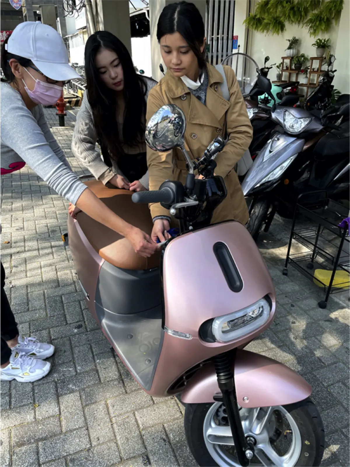 台南詠心同行機車出租 火車站前租車