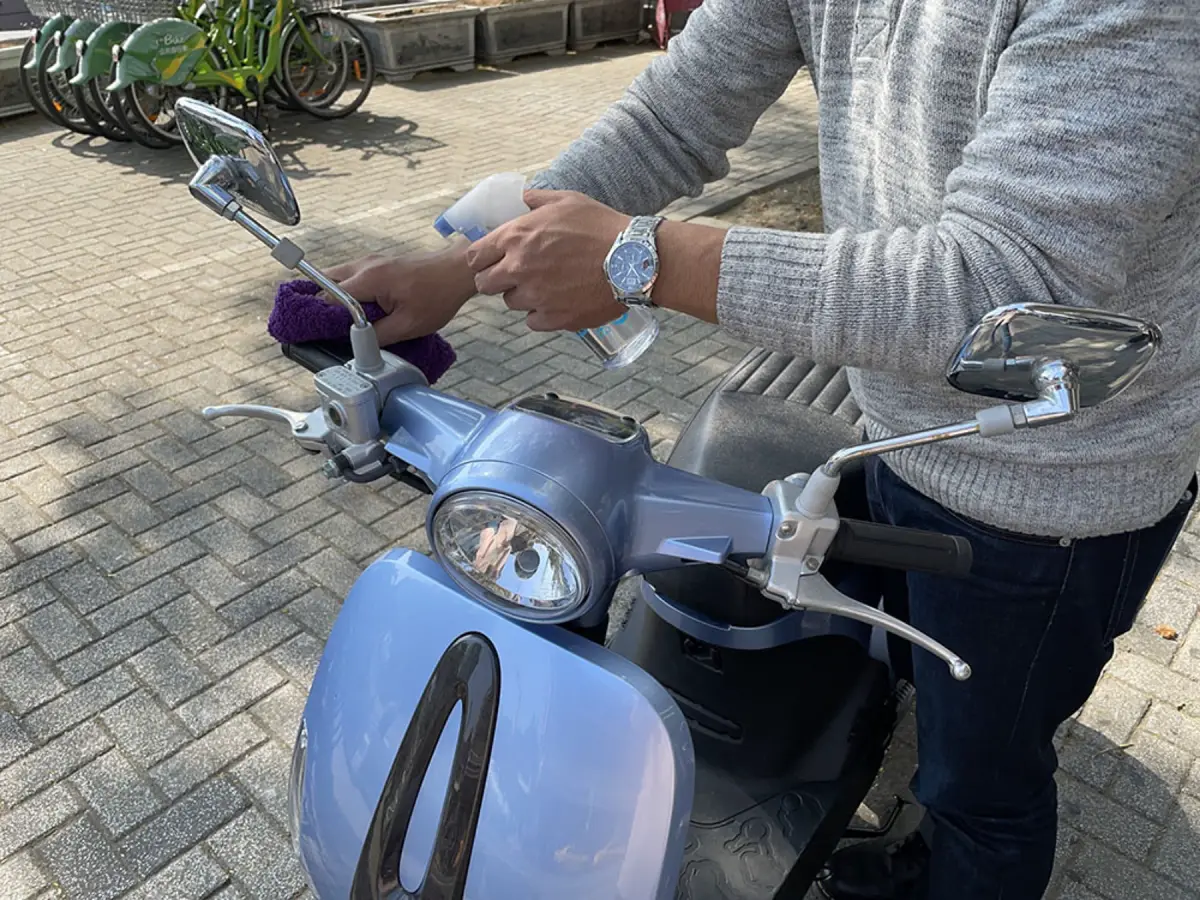 台南詠心同行機車出租 火車站前租車