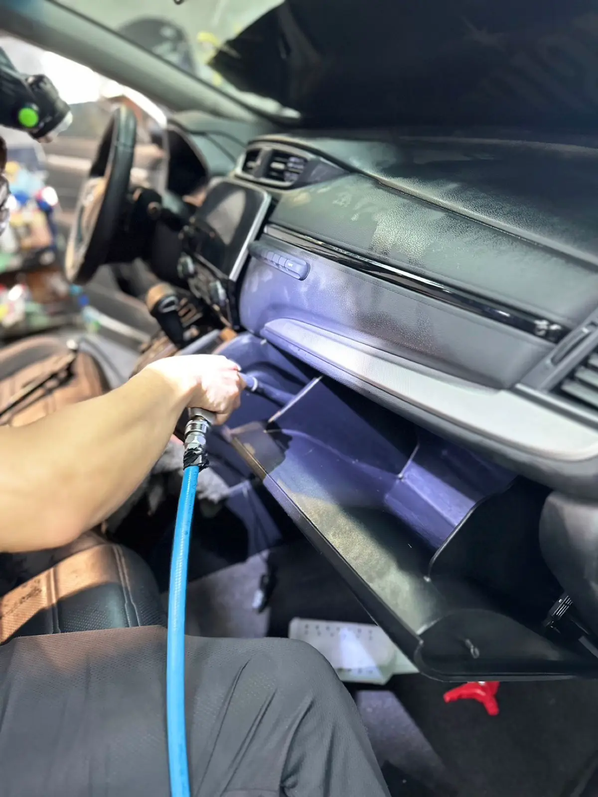 內裝深層清潔|佑鑫汽車美容