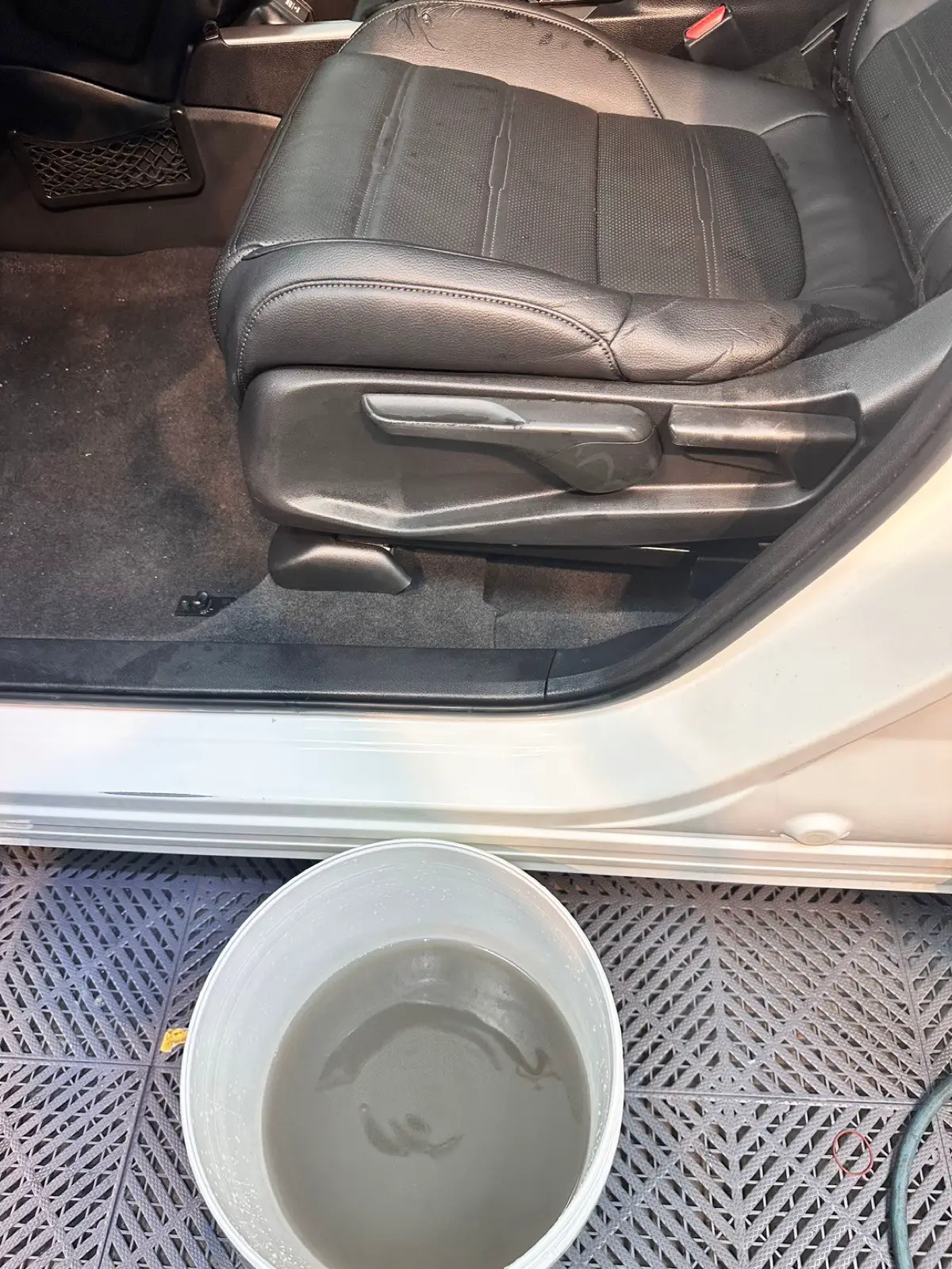 內裝深層清潔|佑鑫汽車美容