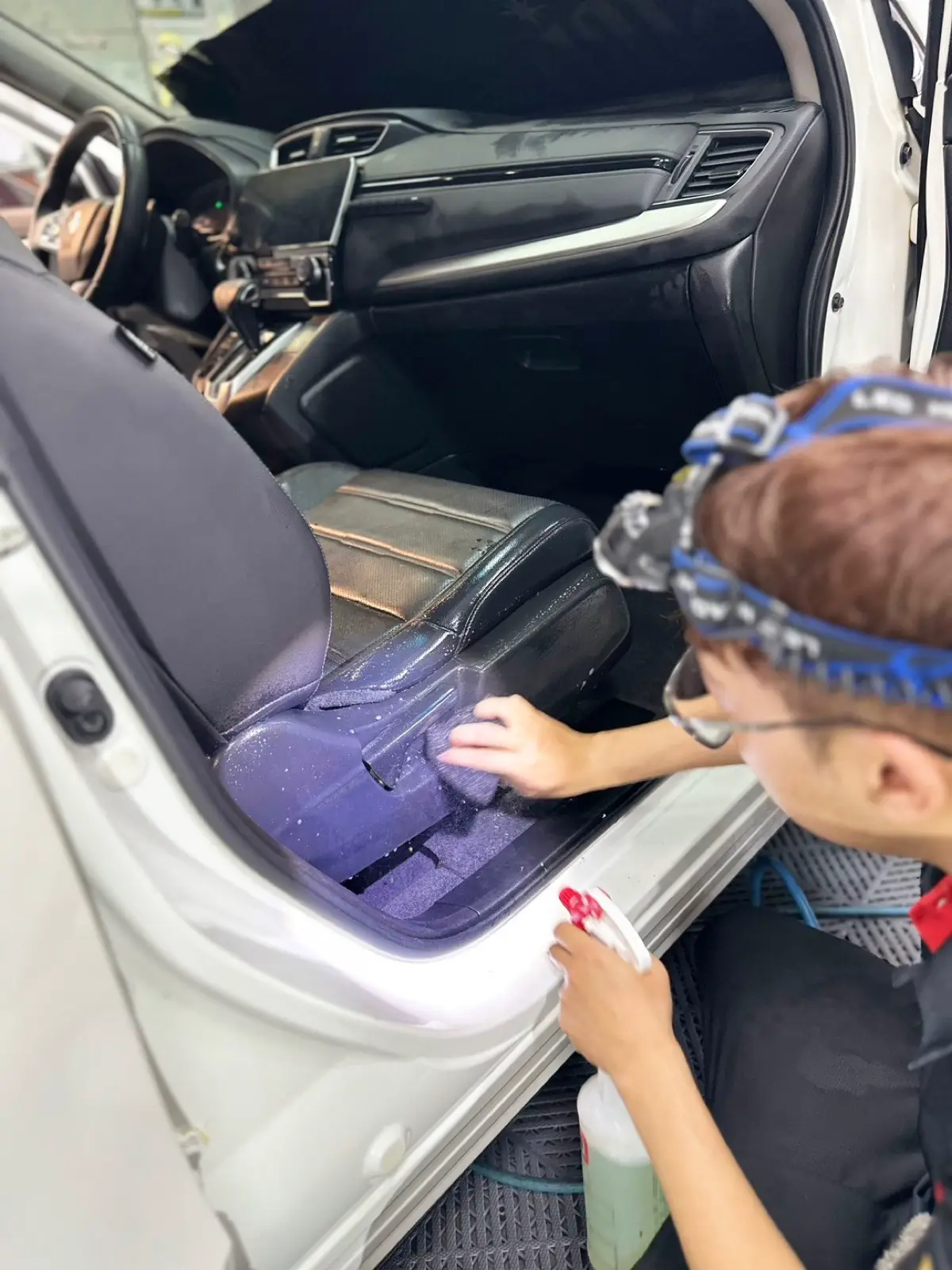 內裝深層清潔|佑鑫汽車美容