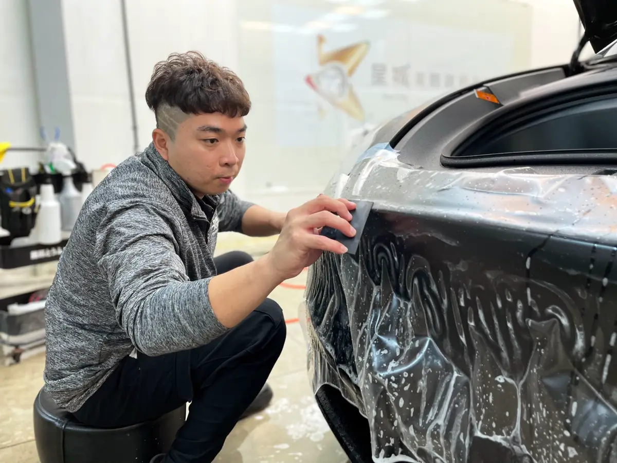 台南仁德星城車體包膜 Xpel透明車漆保護膜