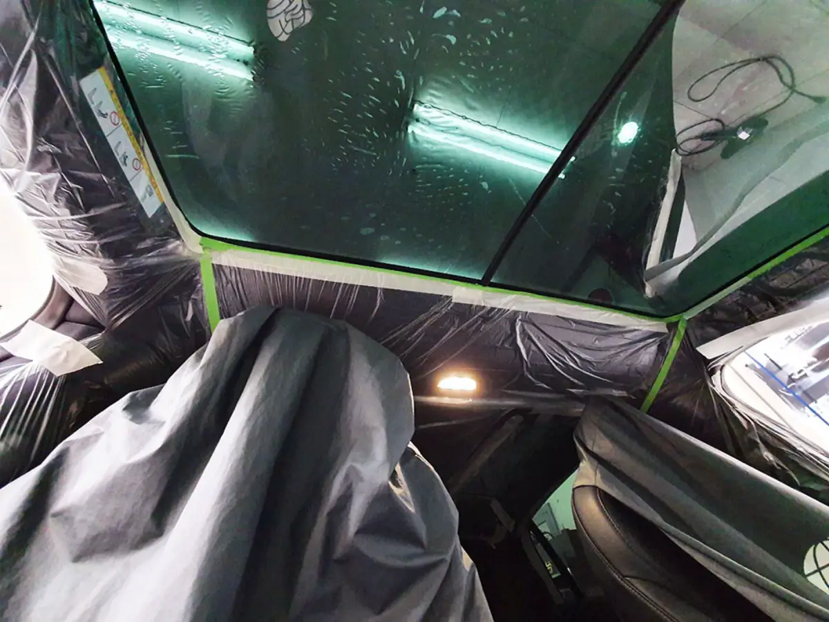 高雄嘉樂汽車隔熱紙 南亞冰酷特斯拉