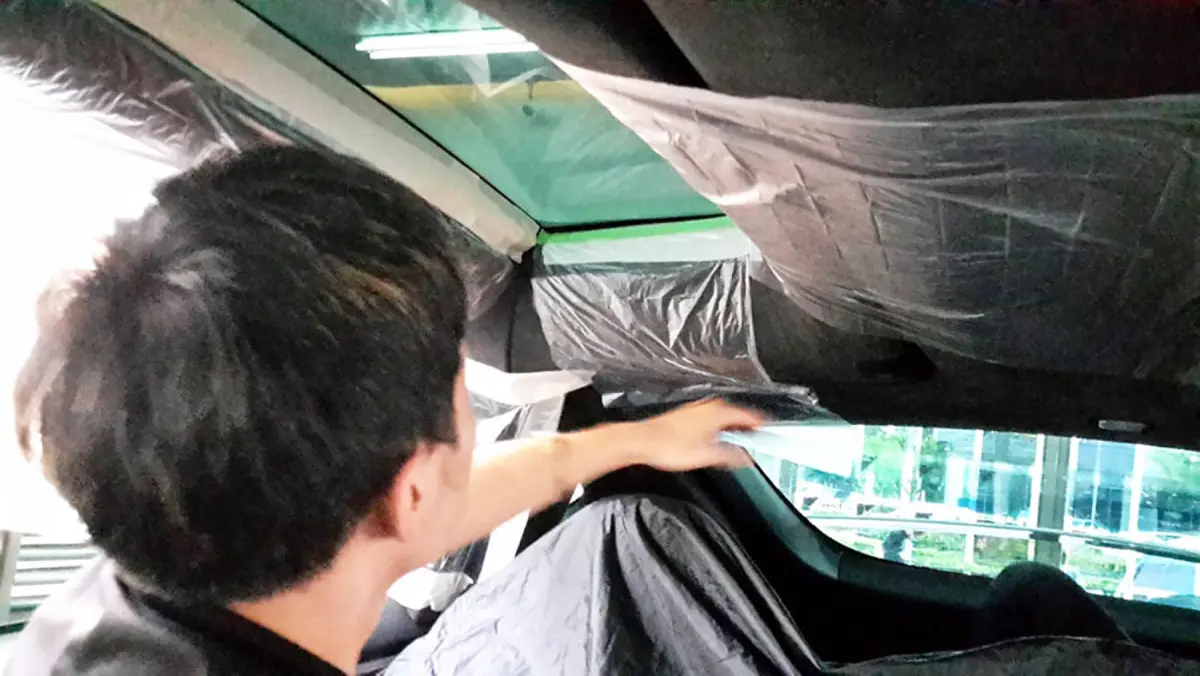 高雄嘉樂汽車隔熱紙 南亞冰酷特斯拉