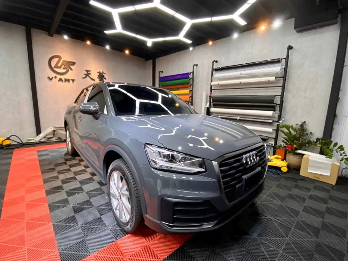 Audi Q2 灰改消光冰霜白｜天藝汽車包膜
