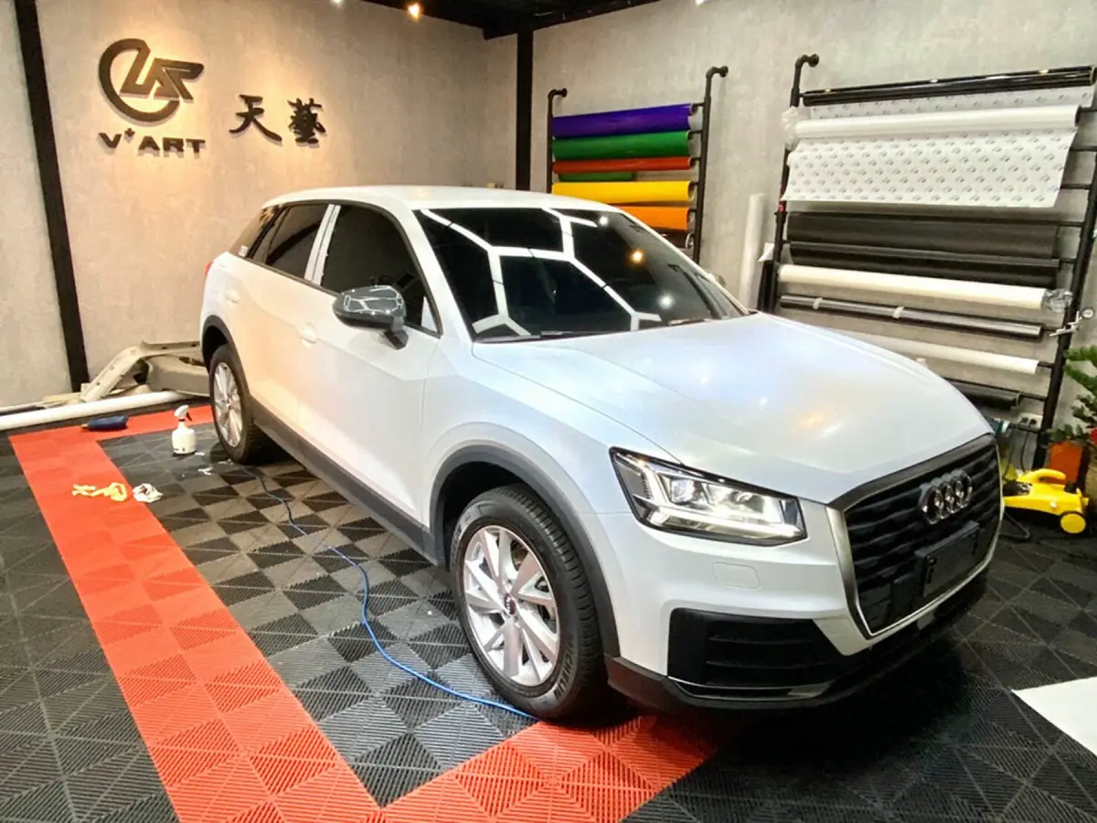 Audi Q2 灰改消光冰霜白｜天藝汽車包膜