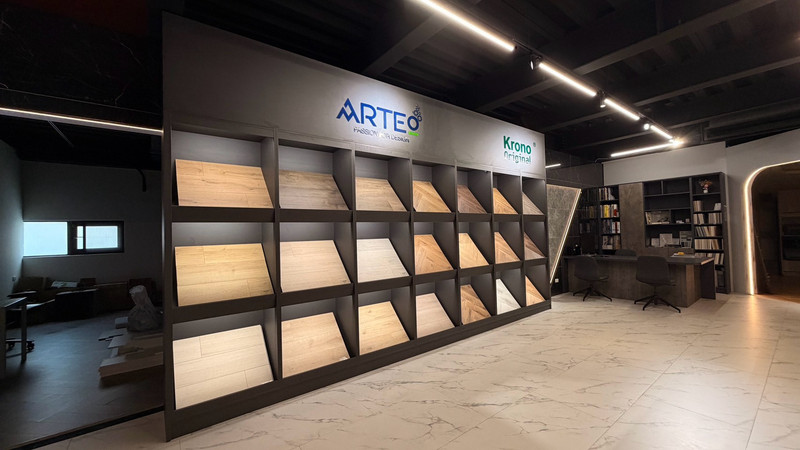 台南木地板推薦門市的木地板品牌展示牆