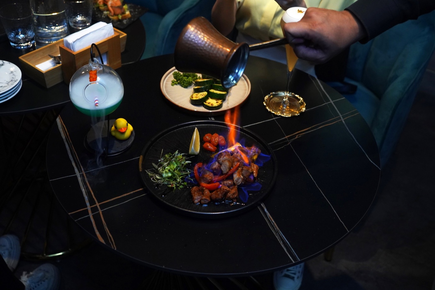 C%5Cest Bon Bar %26; Restaurant,高雄餐酒館推薦,高雄調酒,高雄美術館附近餐廳義式料理,鼓山美食20.jpg C%5Cest Bon Bar %26; Restaurant,高雄餐酒館推薦,高雄調酒,高雄美術館附近餐廳義式料理,鼓山美食20.jpg
