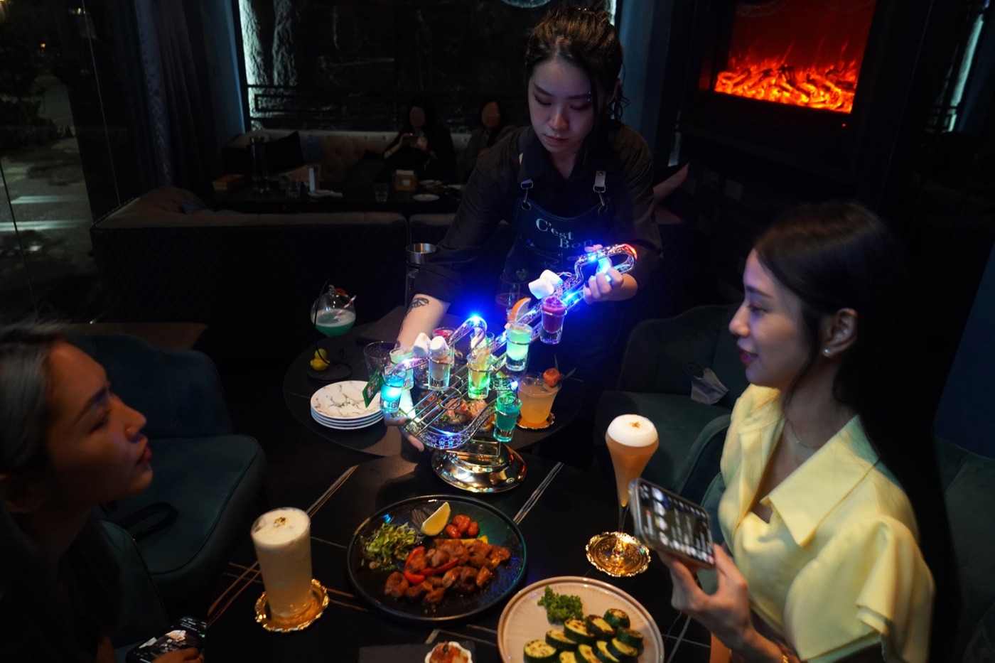 C%5Cest Bon Bar %26; Restaurant,高雄餐酒館推薦,高雄調酒,高雄美術館附近餐廳義式料理,鼓山美食6-2.jpg C%5Cest Bon Bar %26; Restaurant,高雄餐酒館推薦,高雄調酒,高雄美術館附近餐廳義式料理,鼓山美食6-2.jpg