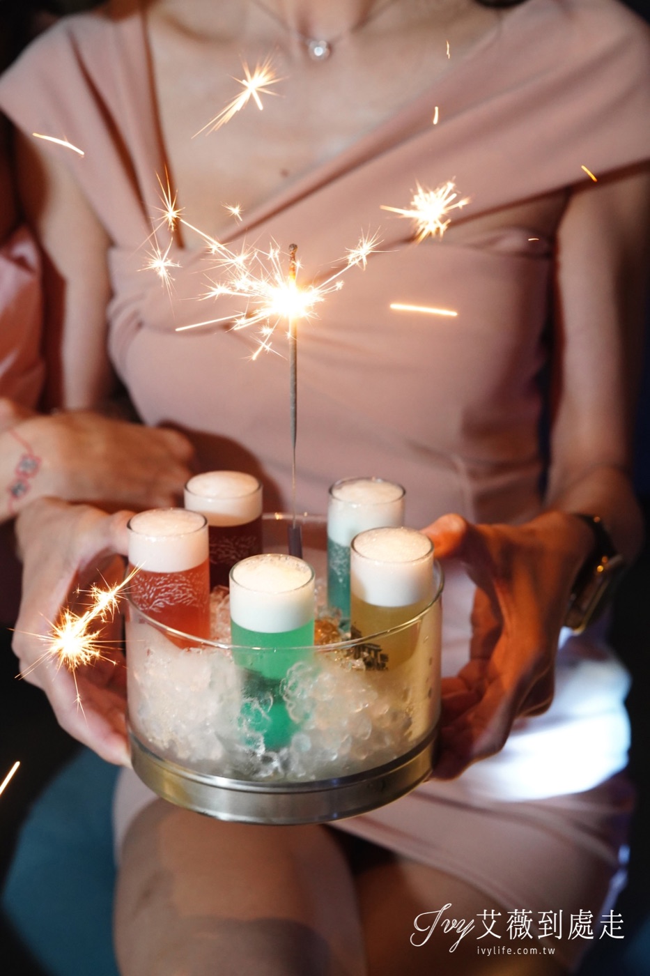 台南Lady Boss老闆娘音樂餐廳-生日粉紅party,調酒shot1.jpg 台南Lady Boss老闆娘音樂餐廳-生日粉紅party,調酒shot1.jpg